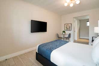 Hotel Waterside Hotel + Suites photo 4