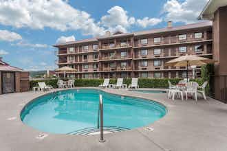 Hotel BU Pigeon Forge Island Drive photo 2