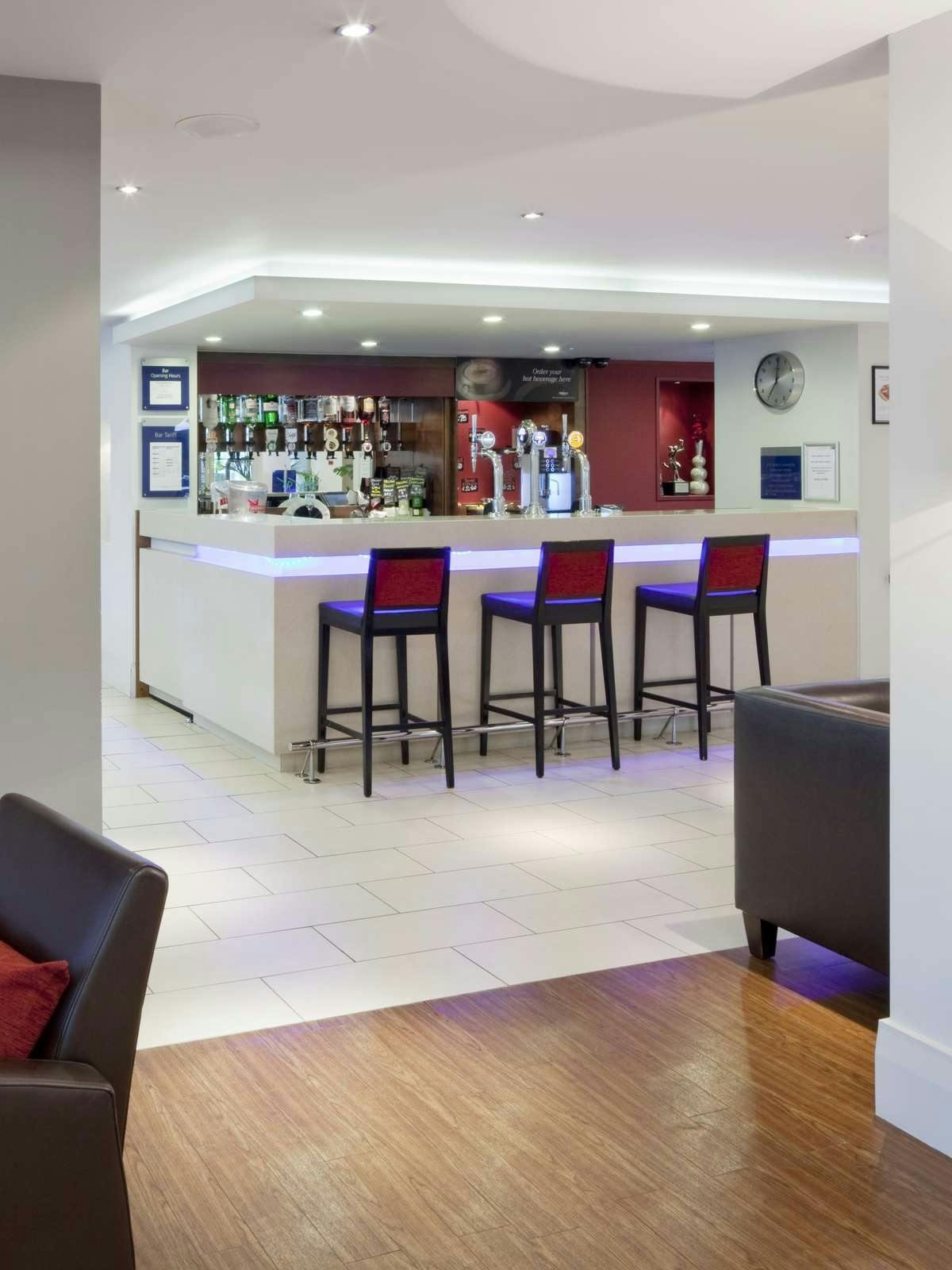 Hotel Holiday Inn Express North Lawrence photo 1