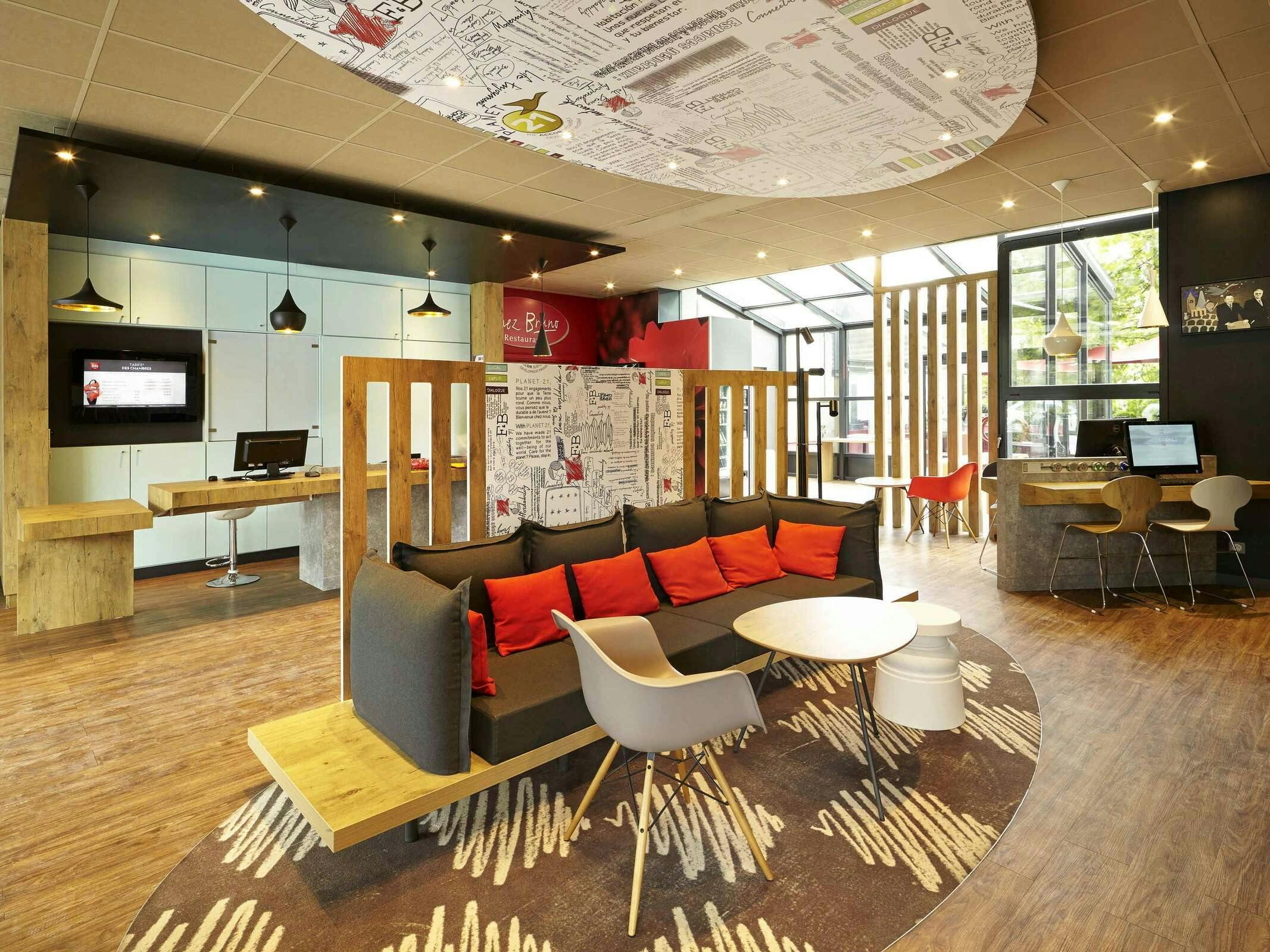 Hotel Ibis Marne La Vallée Champs photo 2