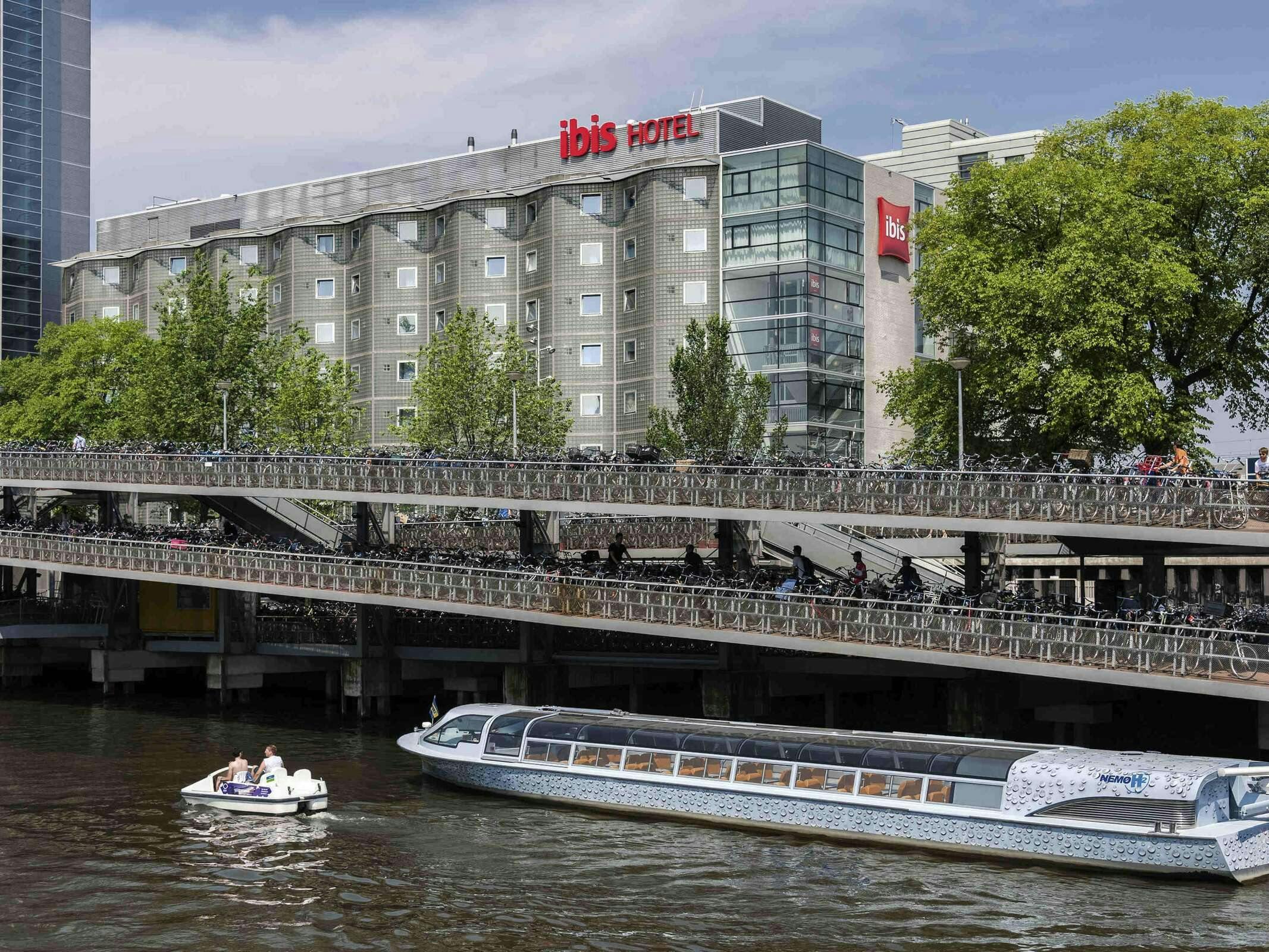 Hotel Ibis Amsterdam Centre photo 2