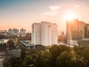 Hotel Novotel Poznan Centrum photo 3