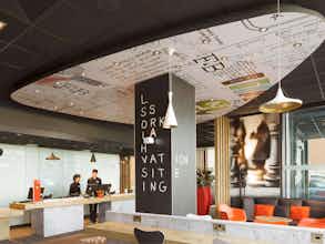 Hotel Ibis London Excel Docklands photo 3