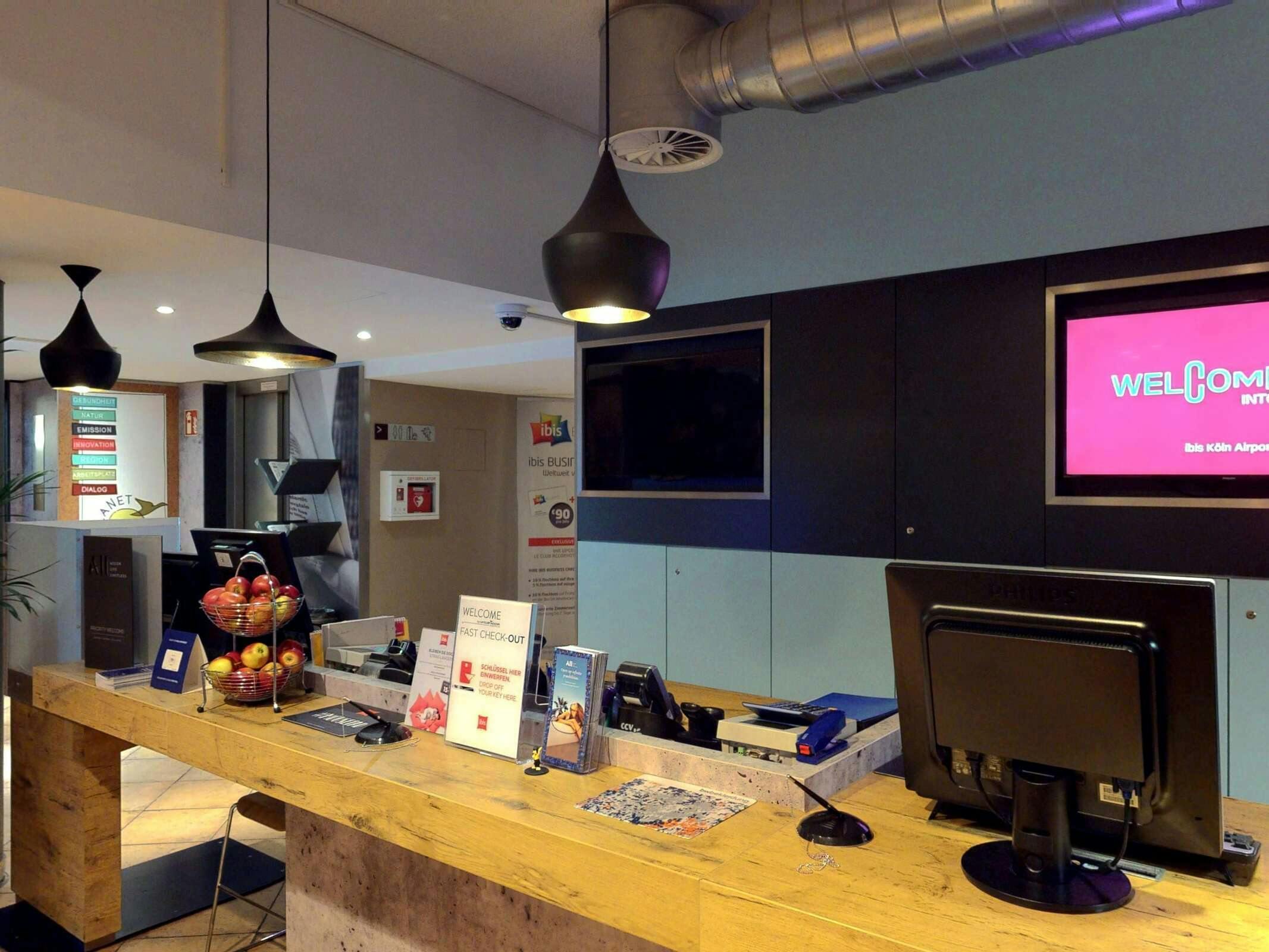 Hotel Ibis Koeln Airport photo 3