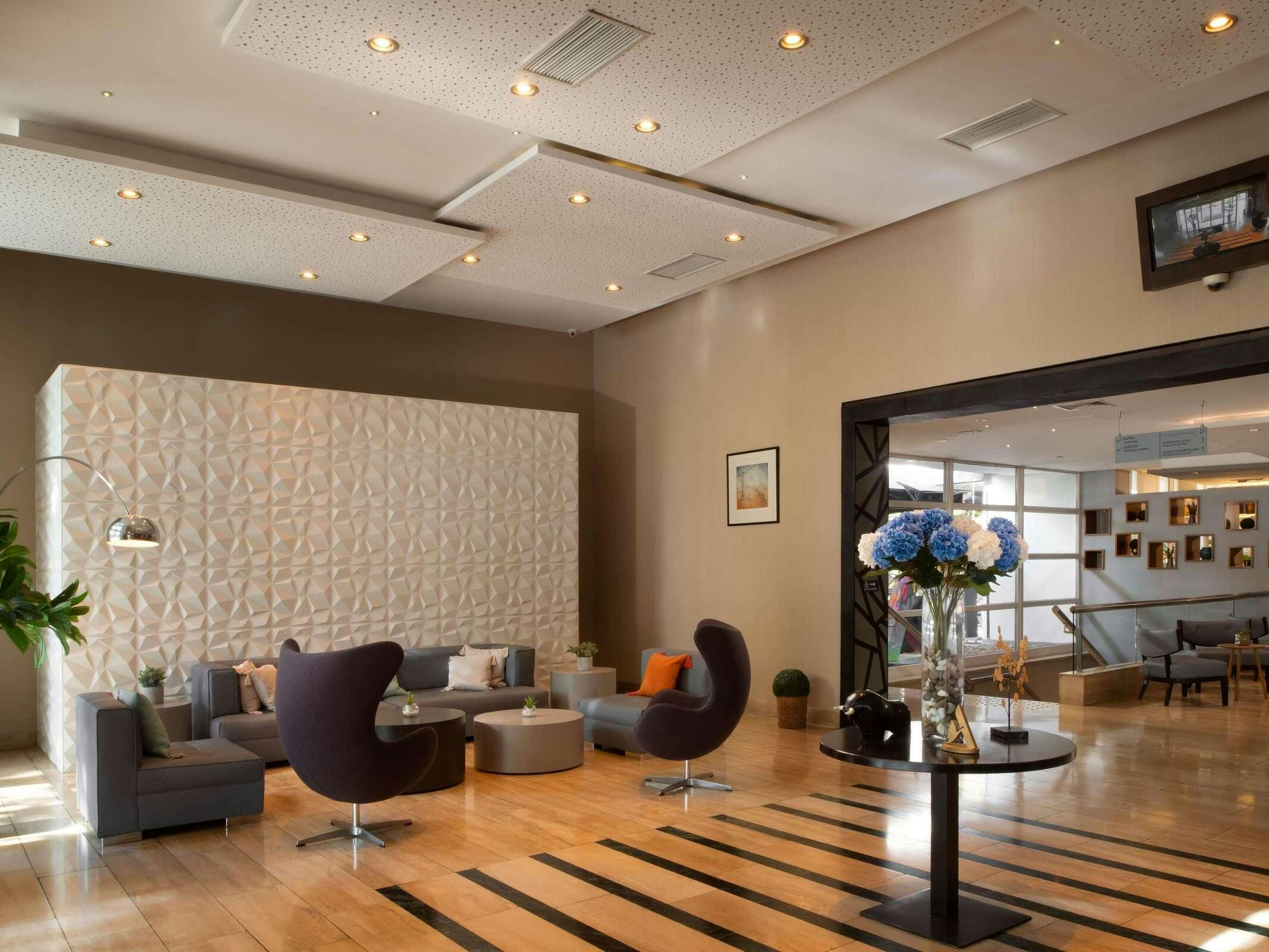 Hotel NOVOTEL SANTIAGO VITACURA photo 2