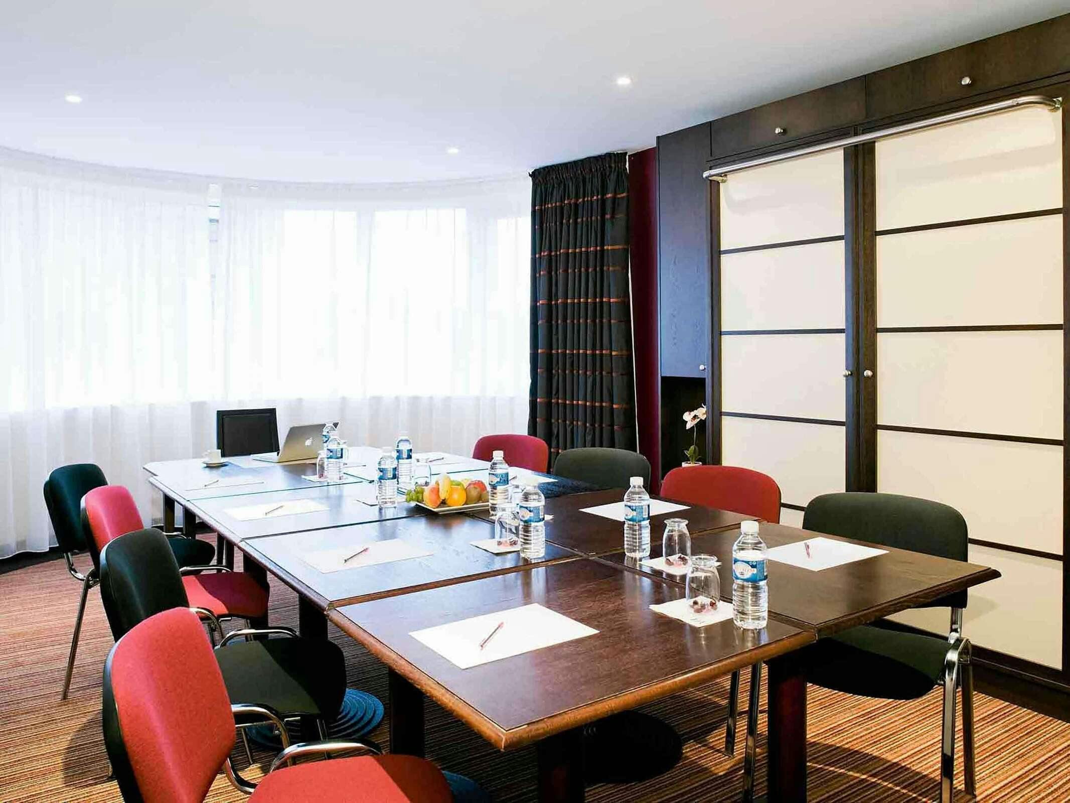 Hotel Mercure Rennes Cesson photo 2