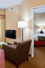 Hotel GrandStay Hotel & Suites photo 2