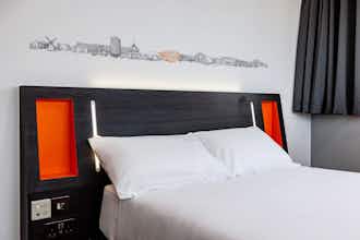 Hotel easyHotel Milton Keynes photo 5