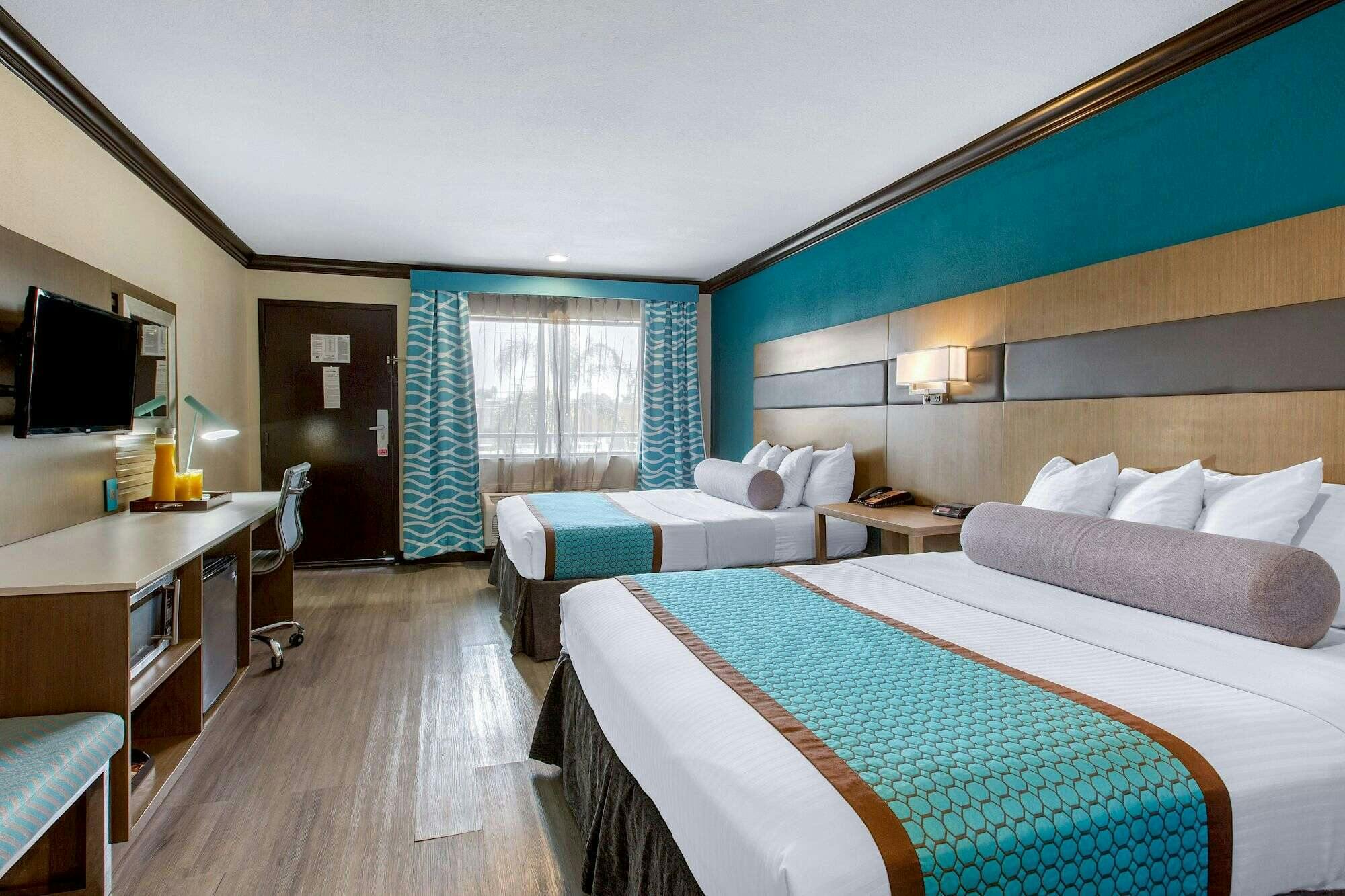 Hotel The OC Hotel photo 3