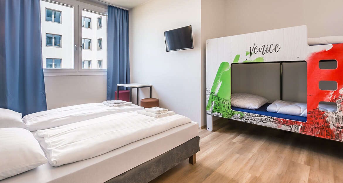 Hotel a&o Hotel Venezia Mestre photo 4