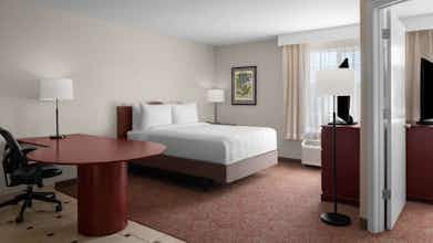 Hotel Larkspur Landing Sacramento - An All-Suite Hotel photo 3