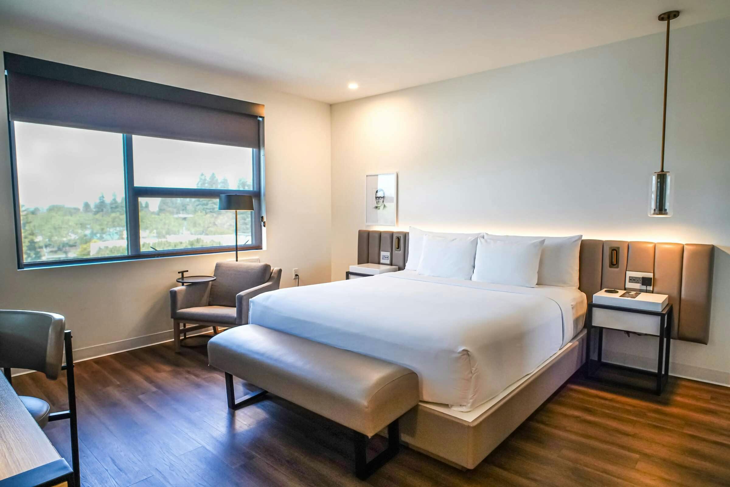 Hotel Shashi Hotel Mountain View, an Urban Resort photo 5