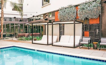 Shashi Hotel Mountain View, an Urban Resort