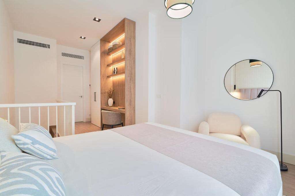Hotel Select Málaga Suites photo 2