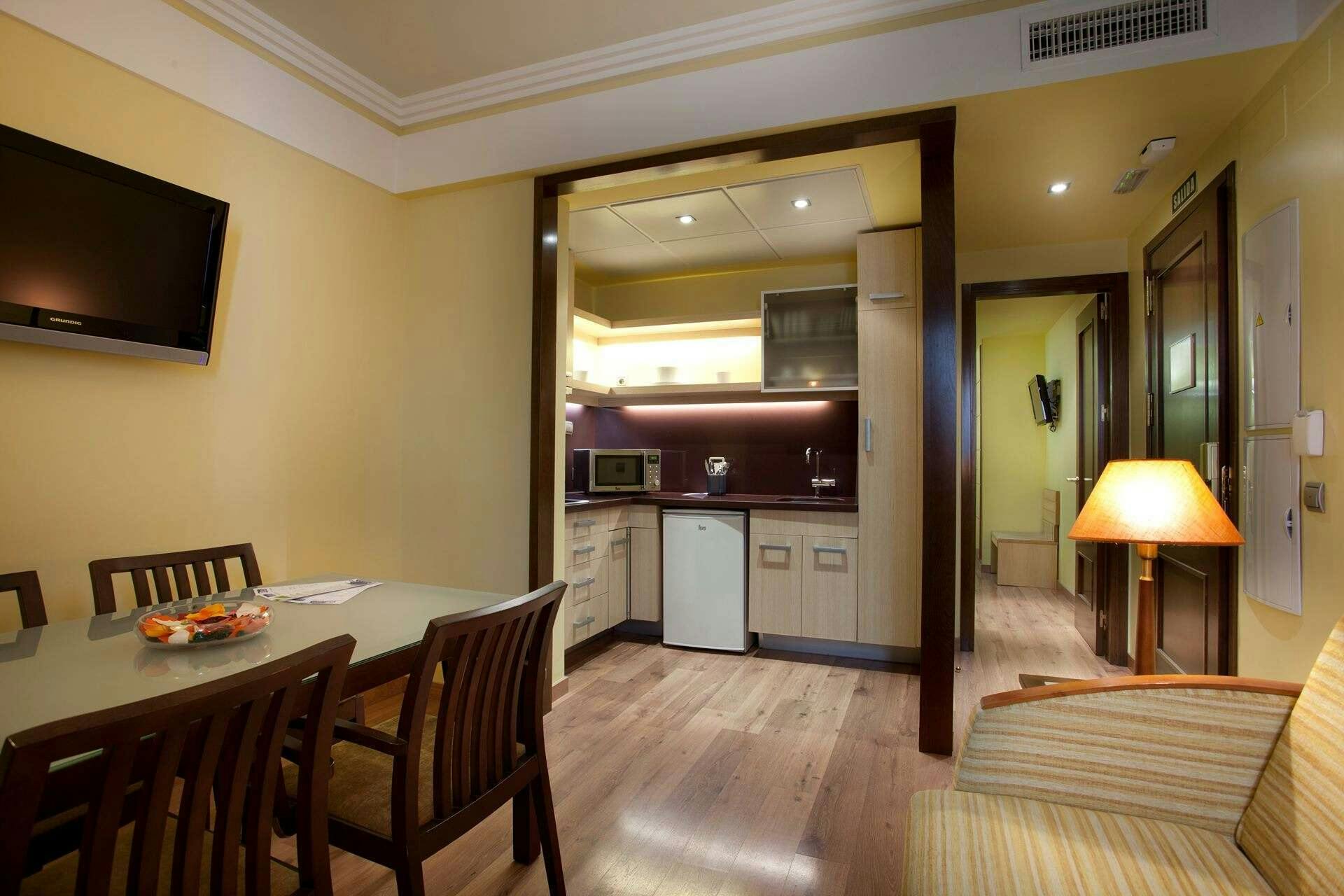Hotel Suites Gran Vía 44 photo 5