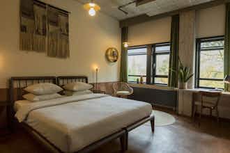 Hotel Hotel V Fizeaustraat photo 3