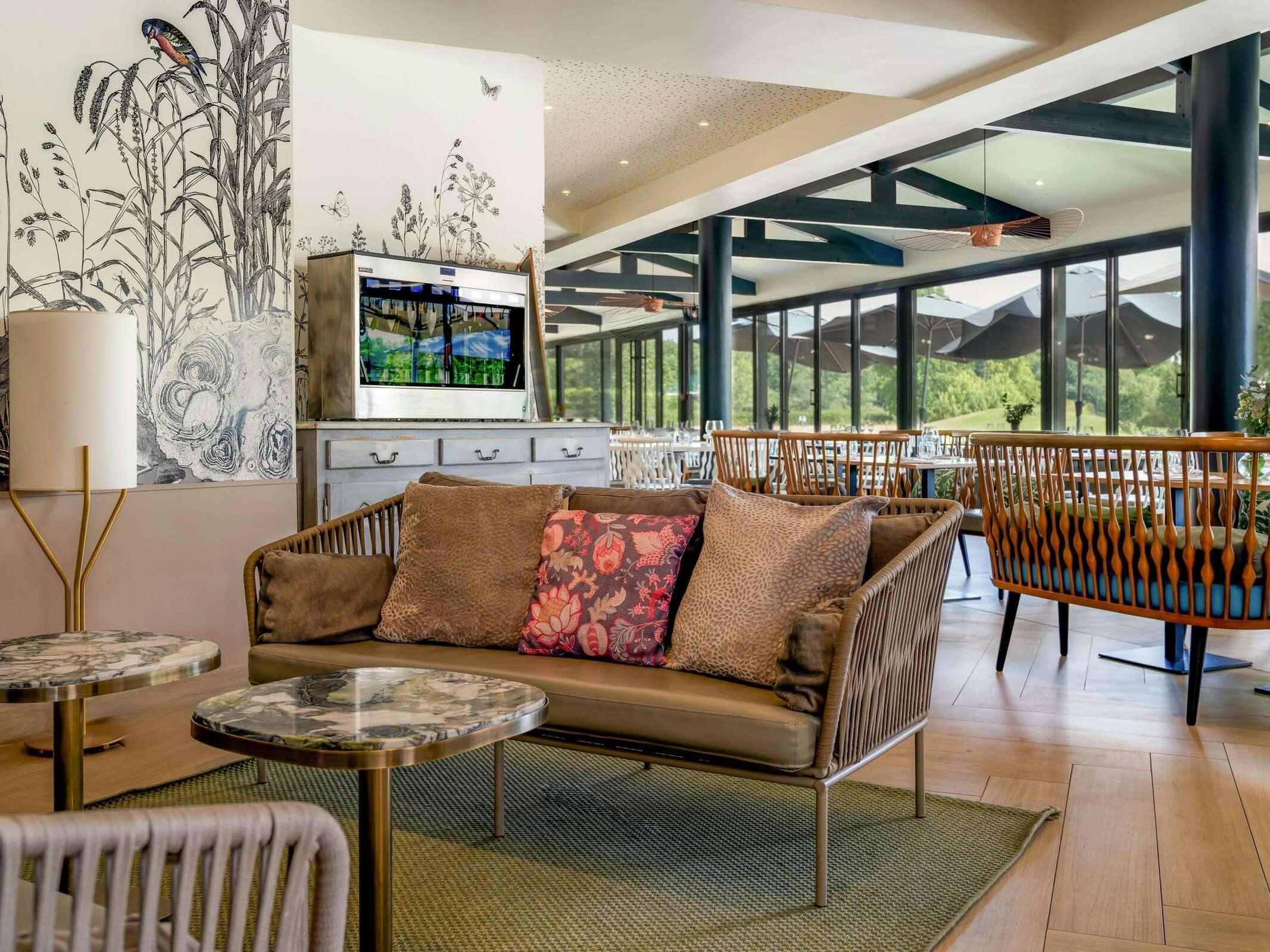 Hotel Hôtel Mercure Orléans Portes De Sologne photo 1