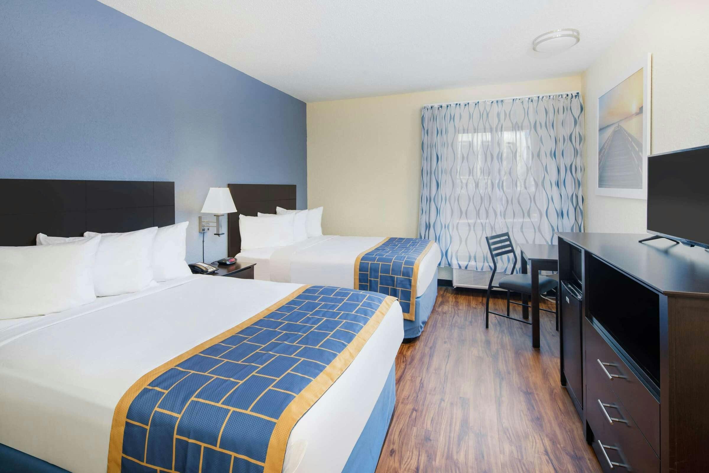 Hotel DI Macon I-75 North photo 3