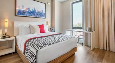 Insignia Hotel, An Ascend Hotel