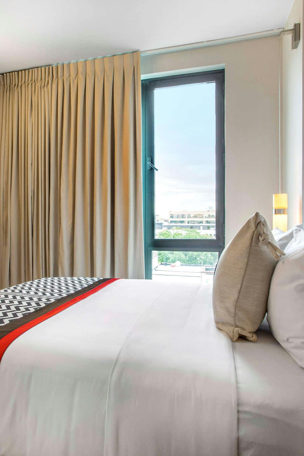 Hotel Insignia Hotel, An Ascend Hotel photo 2