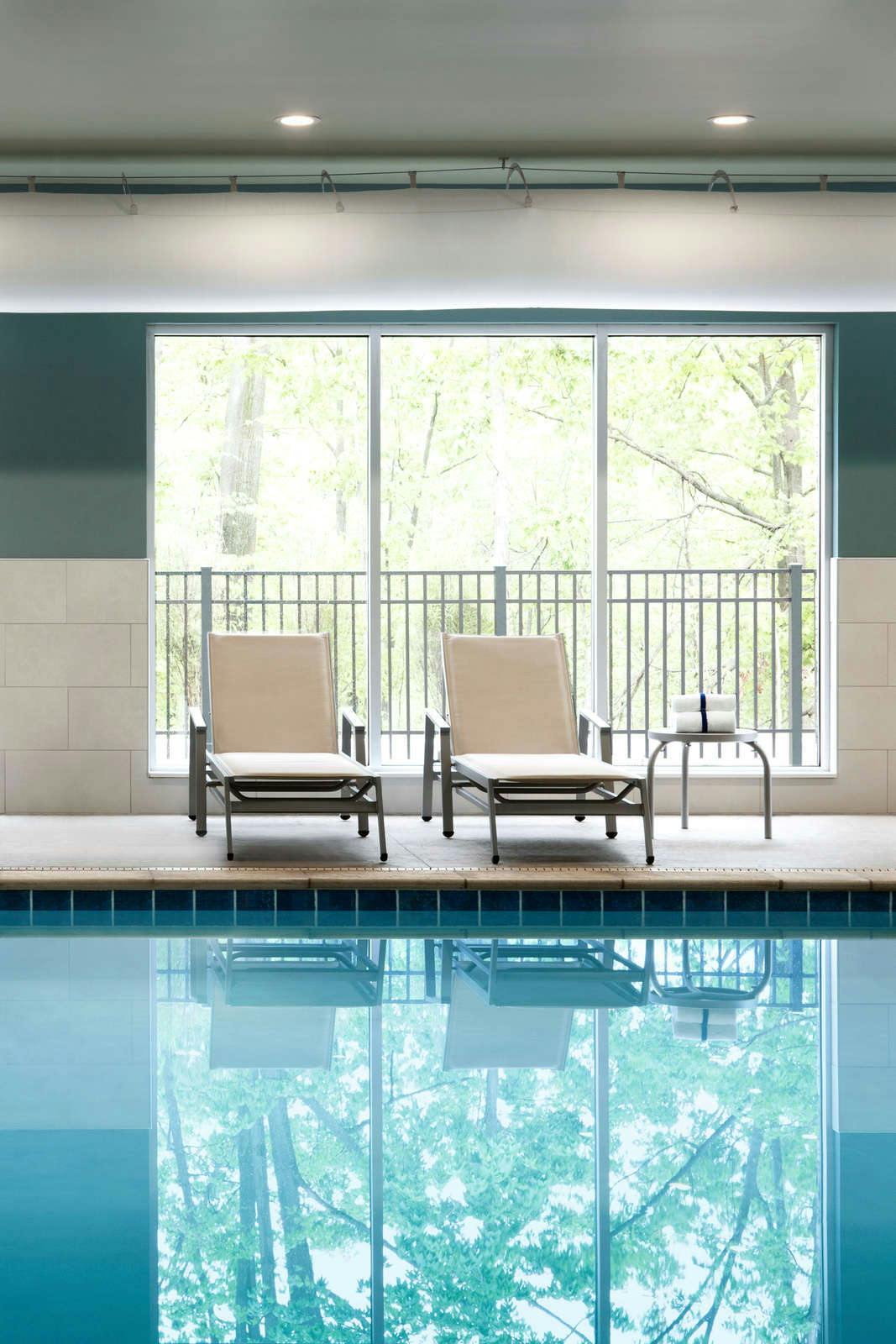 Hotel Holiday Inn Express & Suites Grand Rapids photo 5