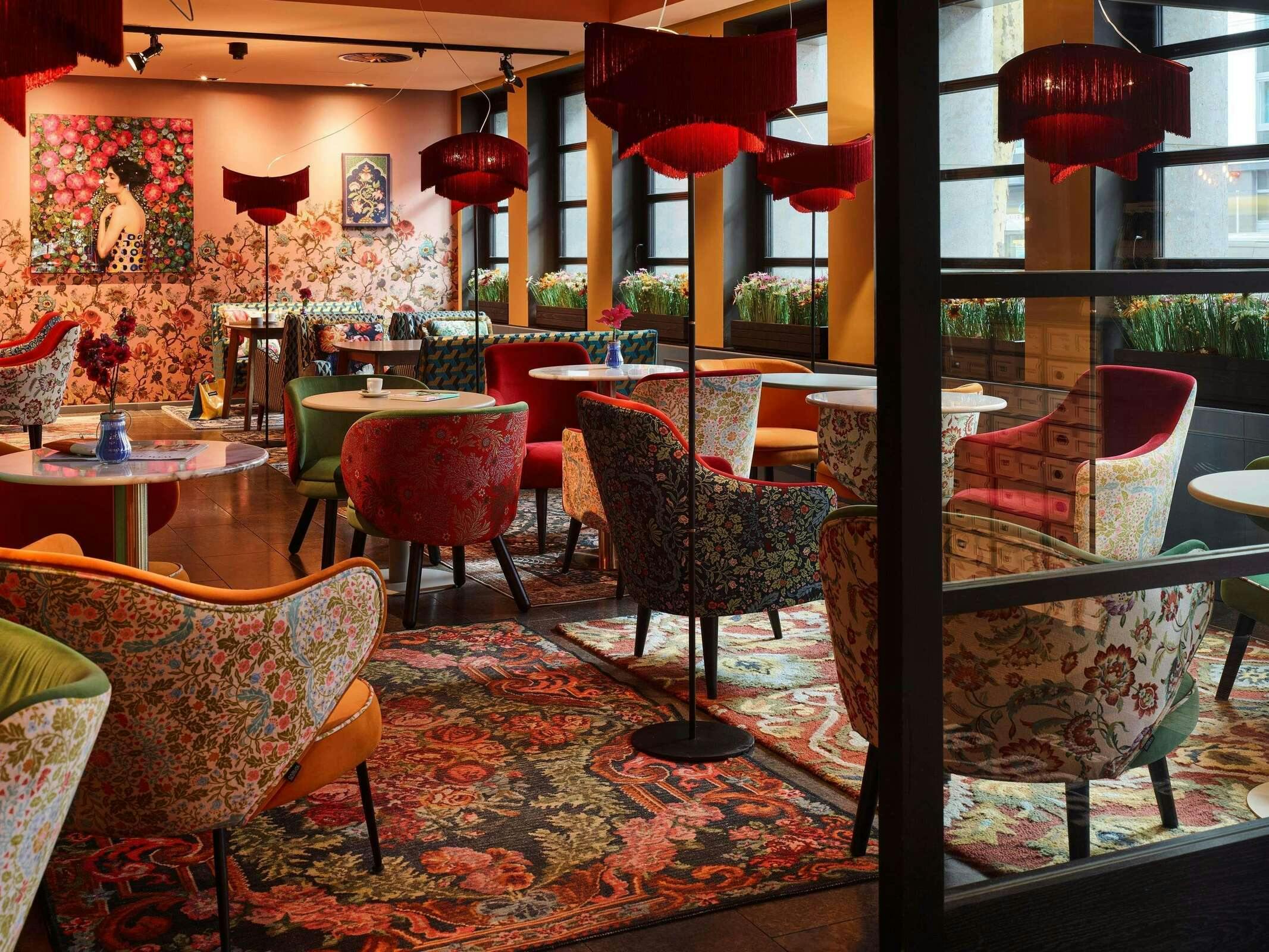 Hotel 25hours Hotel Frankfurt The Goldman photo 2