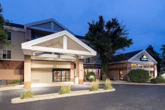 Hotel Days Inn and Suites Madison photo 2