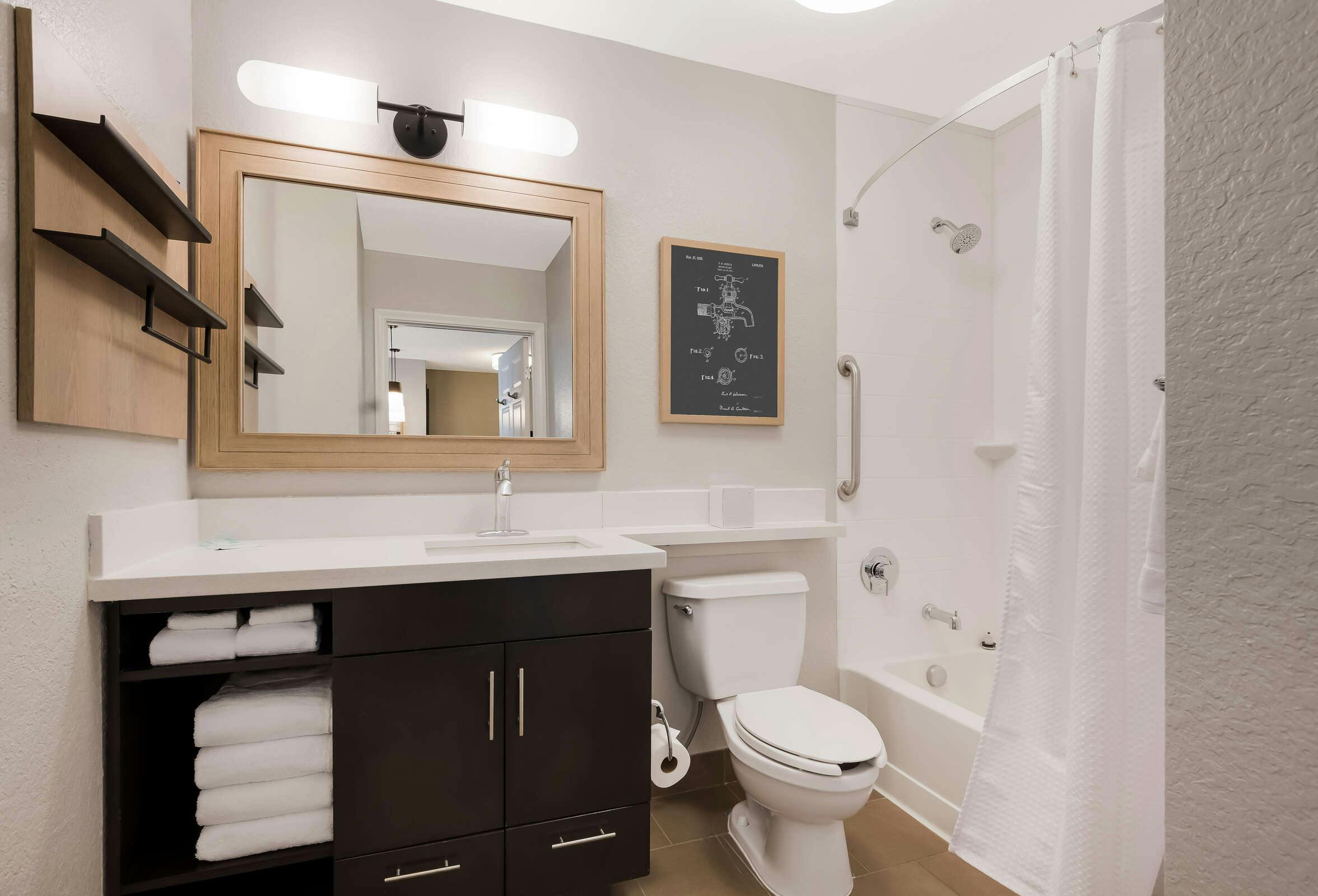 Hotel Sonesta Simply Suites Las Vegas Convention Center photo 4