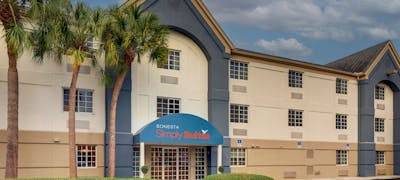 Sonesta Simply Suites Las Vegas Convention Center