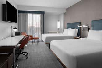 Hotel Courtyard by Marriott San Jose Airport photo 2