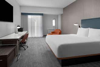 Hotel Courtyard by Marriott San Jose Airport photo 1