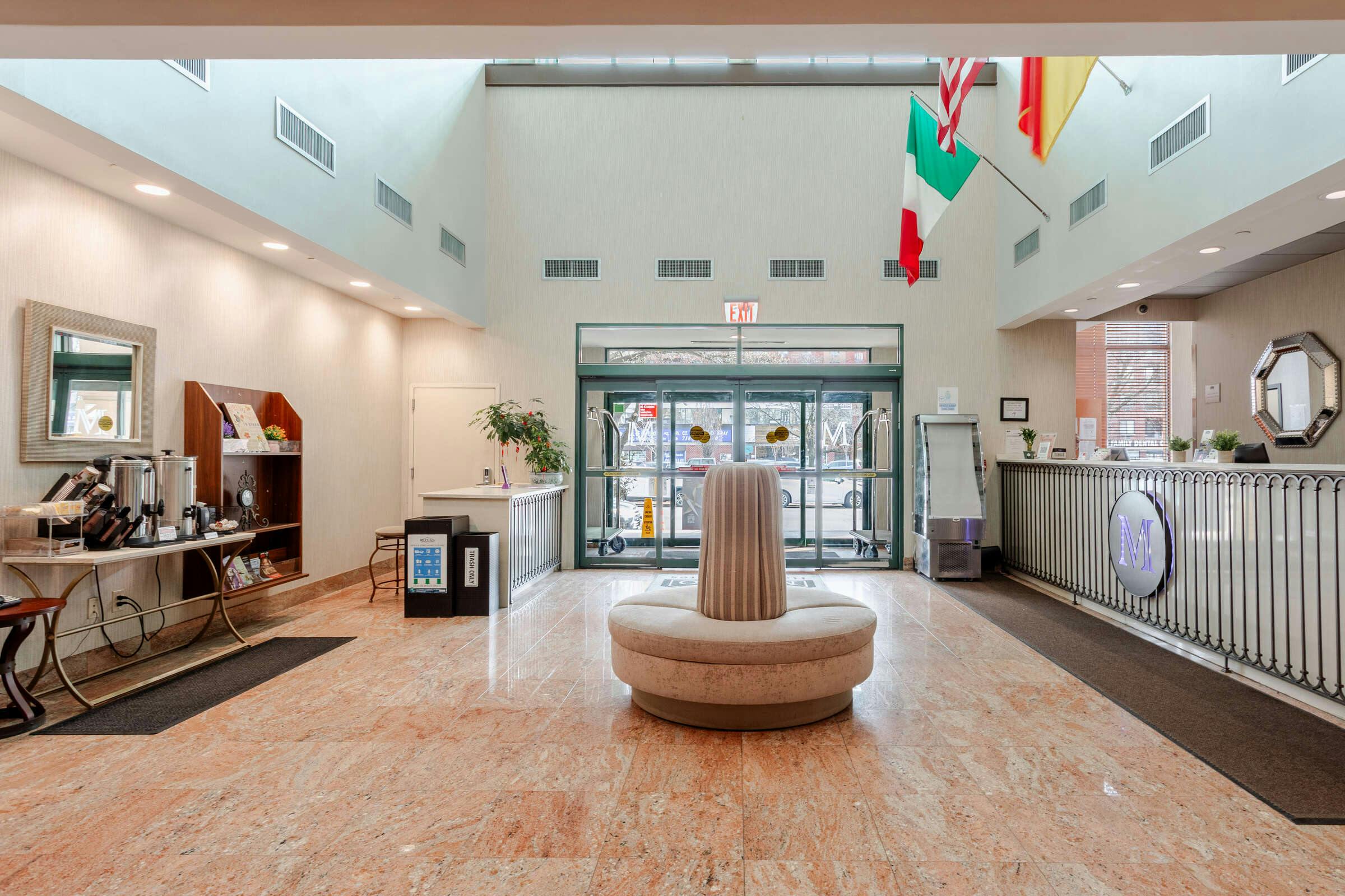 Hotel Marco LaGuardia Hotel & Suites photo 5