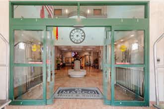 Hotel Marco LaGuardia Hotel & Suites photo 1