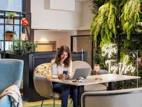 Hotel Novotel Rennes Alma photo 2