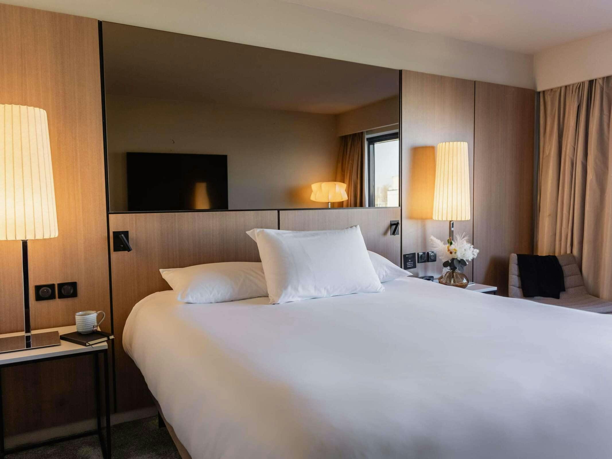 Hotel Hotel Pullman Bordeaux Lac photo 2