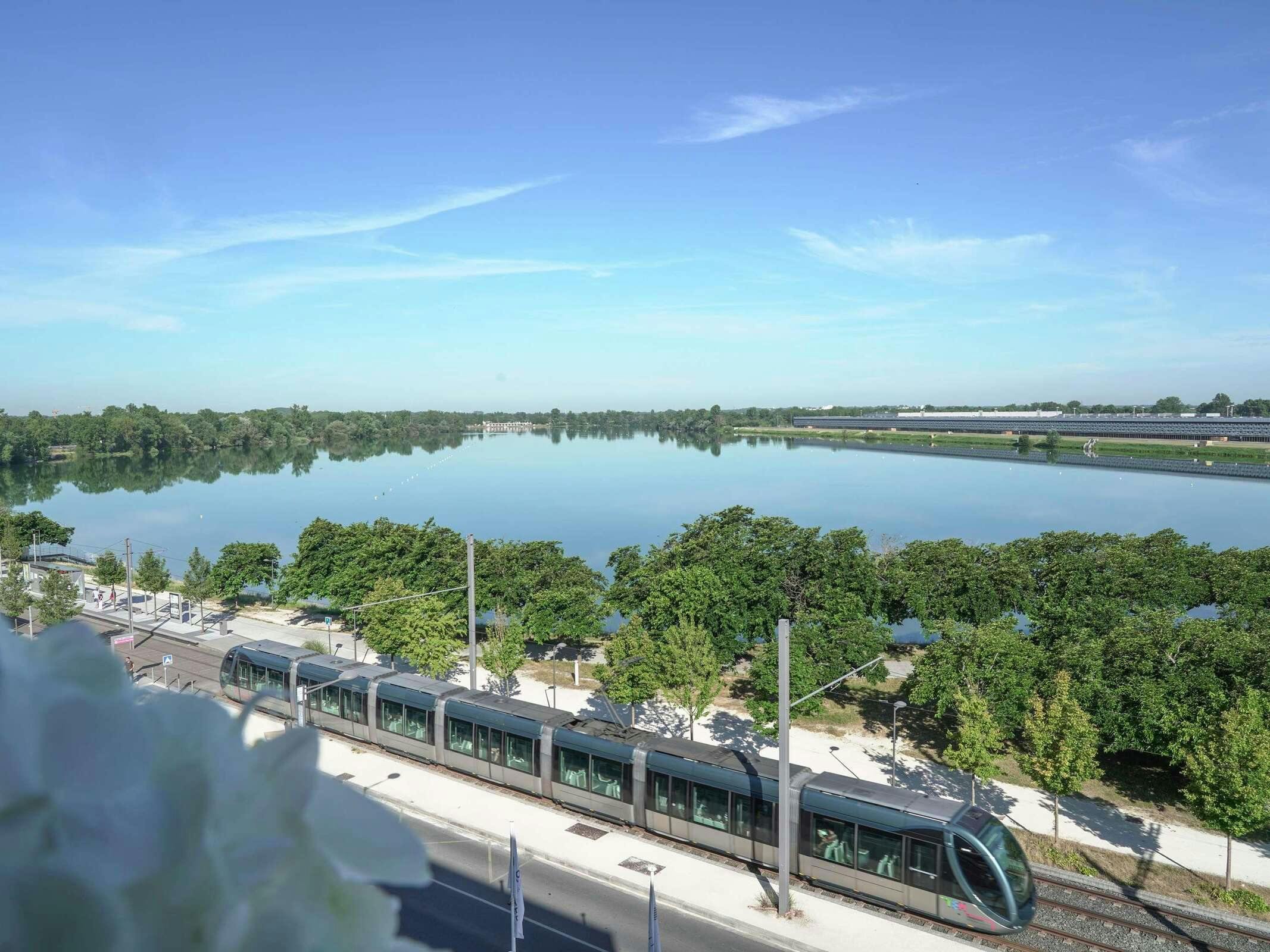 Hotel Hotel Pullman Bordeaux Lac photo 5