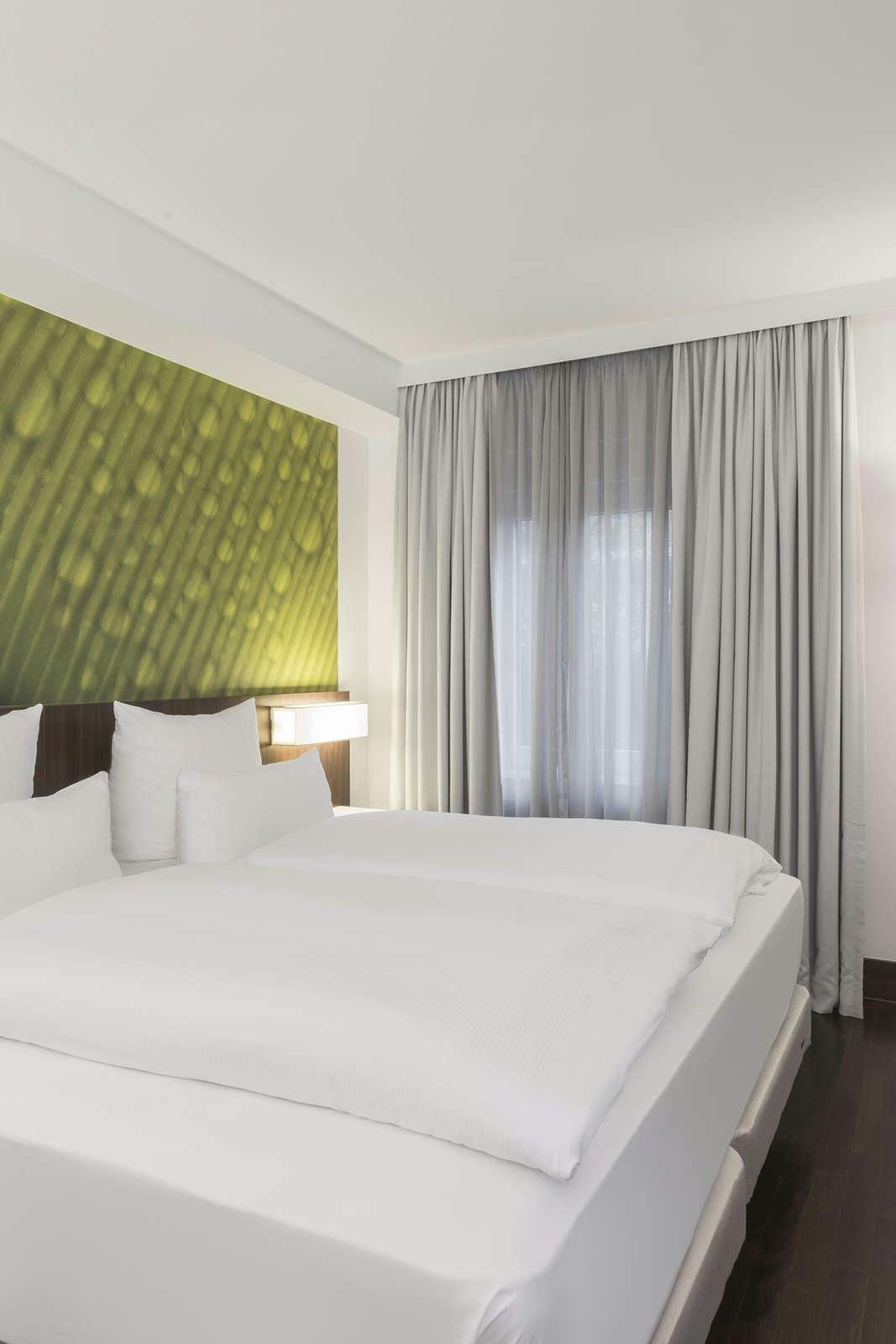 Hotel NH Frankfurt Villa photo 1