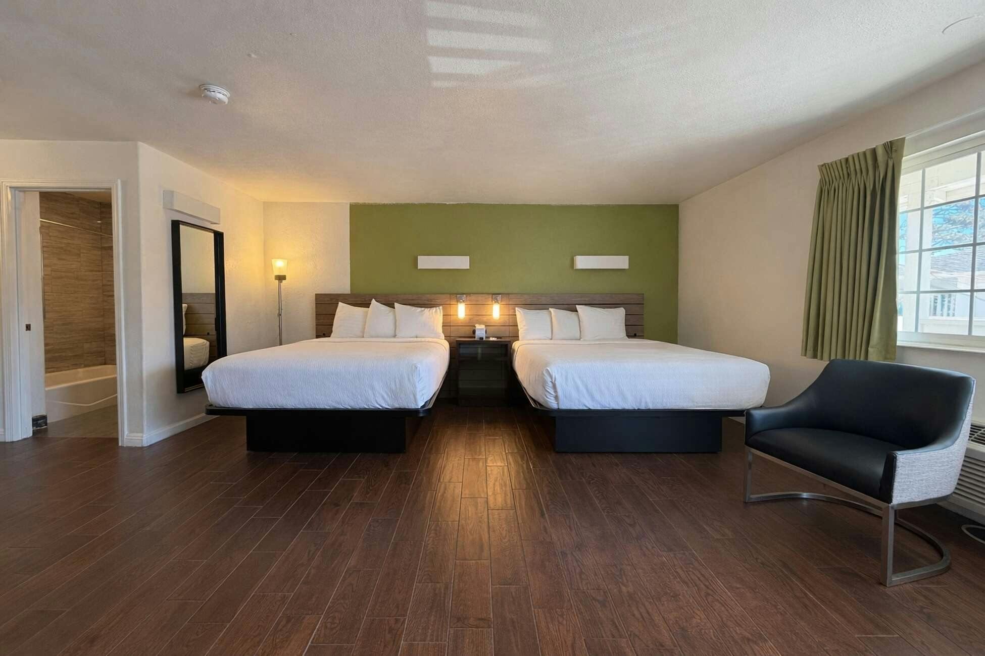 Hotel Fisherman's Cove Inn photo 1