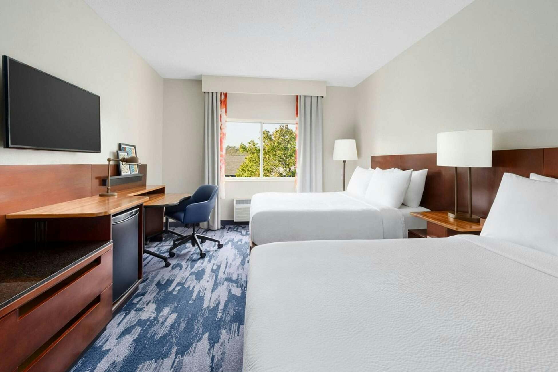Hotel Fairfield Inn by Marriott Philadelphia Airport photo 3