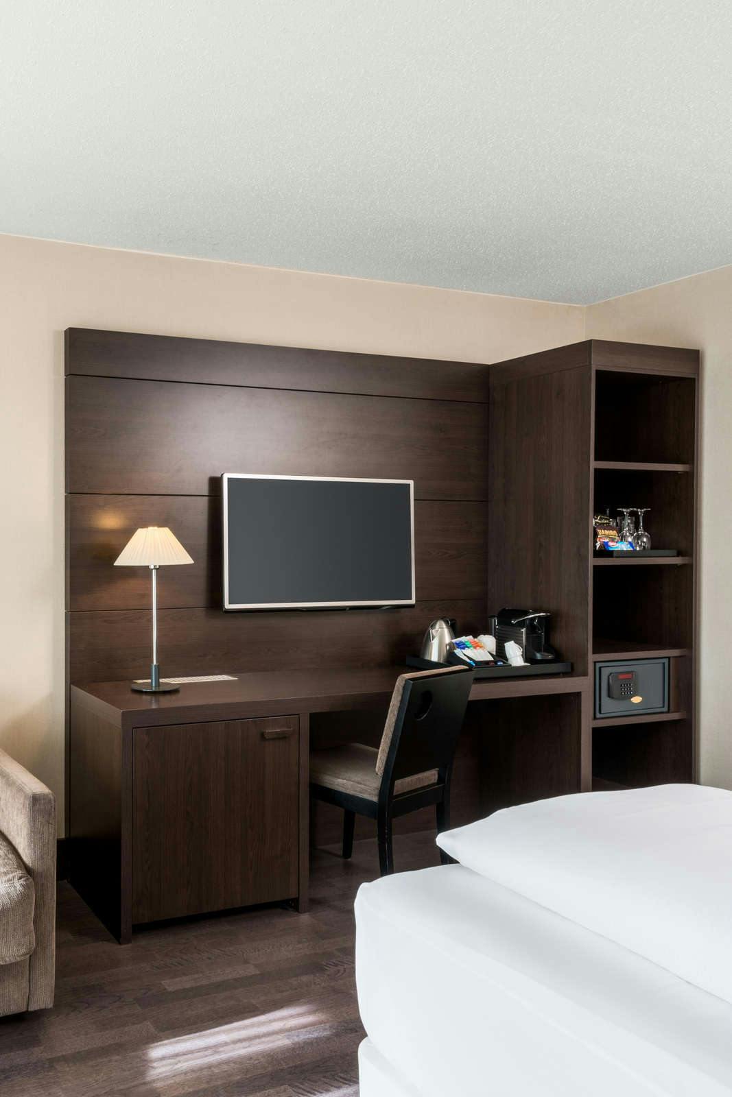 Hotel NH Frankfurt Airport photo 5