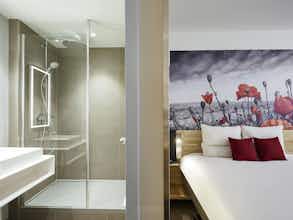 Hotel Novotel Ieper Centrum Flanders Fields photo 2
