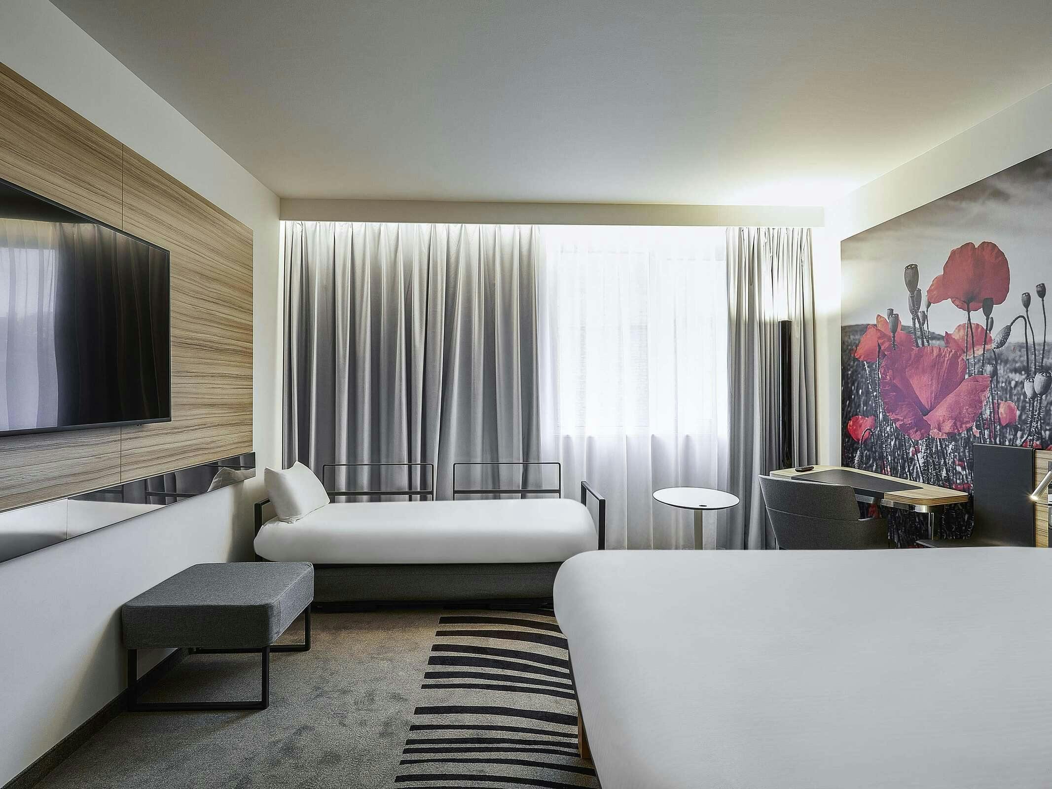 Hotel Novotel Ieper Centrum Flanders Fields photo 4