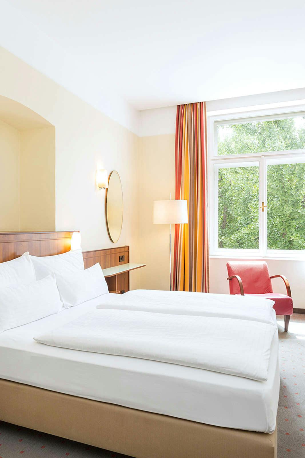 Hotel NH Wien Belvedere photo 1