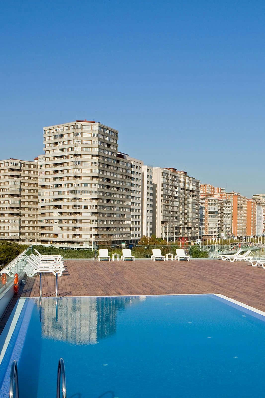 Hotel NH Gijon photo 4