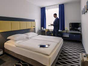 Hotel Mercure Hotel Frankfurt Eschborn Helfmann Park photo 2