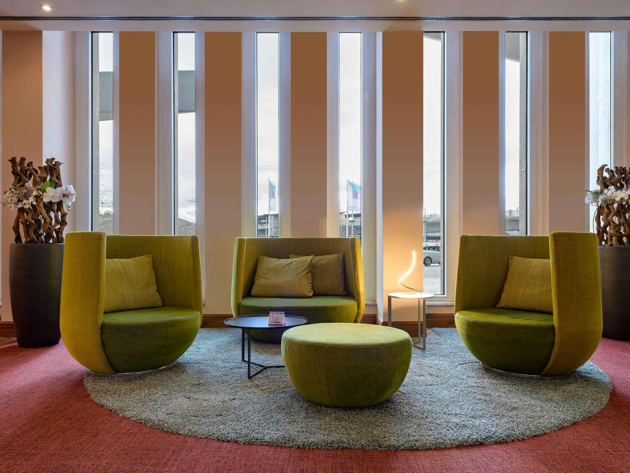 Hotel Novotel Freiburg Am Konzerthaus photo 3