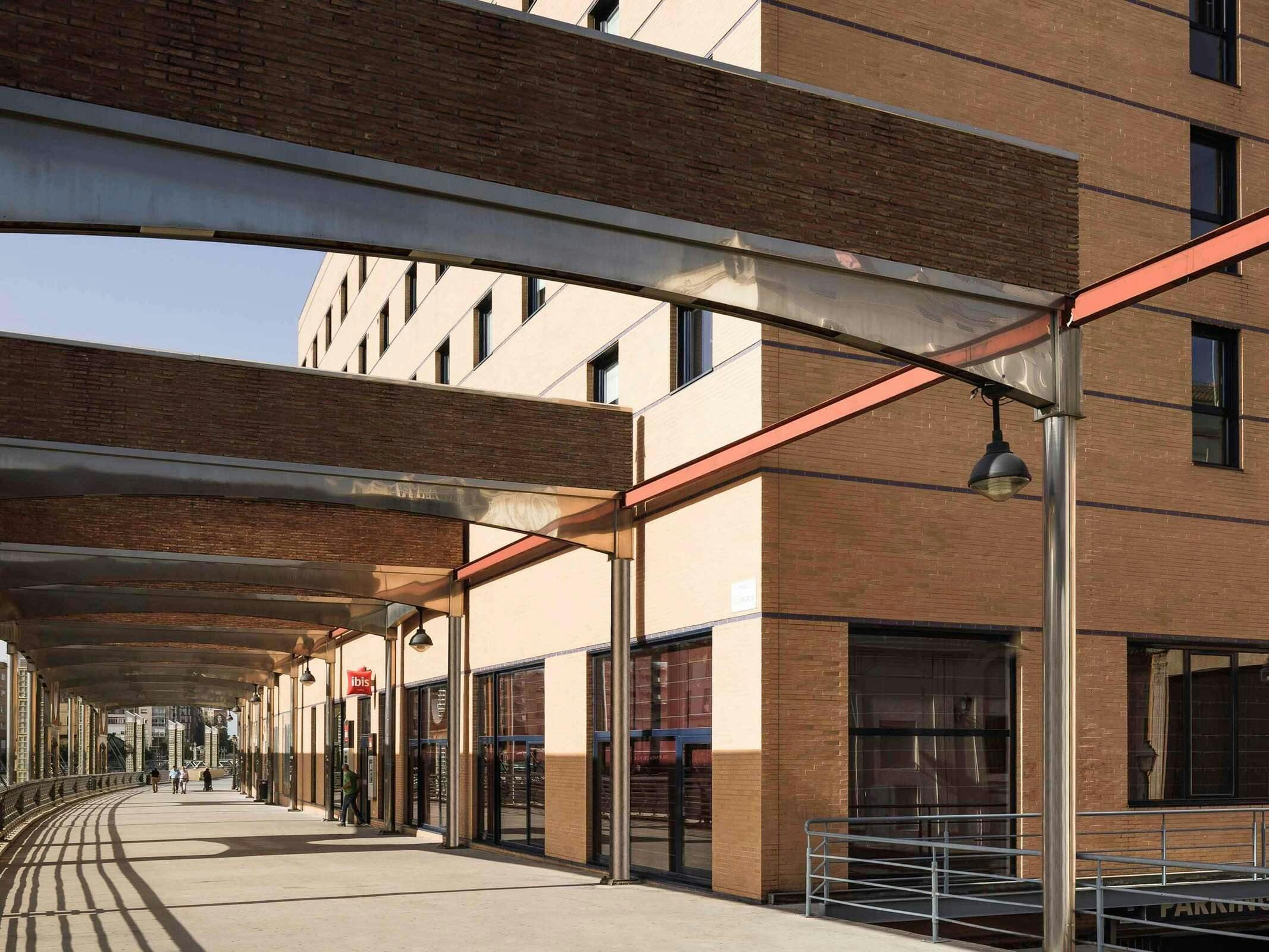 Hotel Ibis Malaga Centro Ciudad photo 3