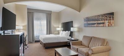 Best Western Plus Capital Inn
