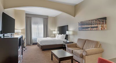 Best Western Plus Capital Inn