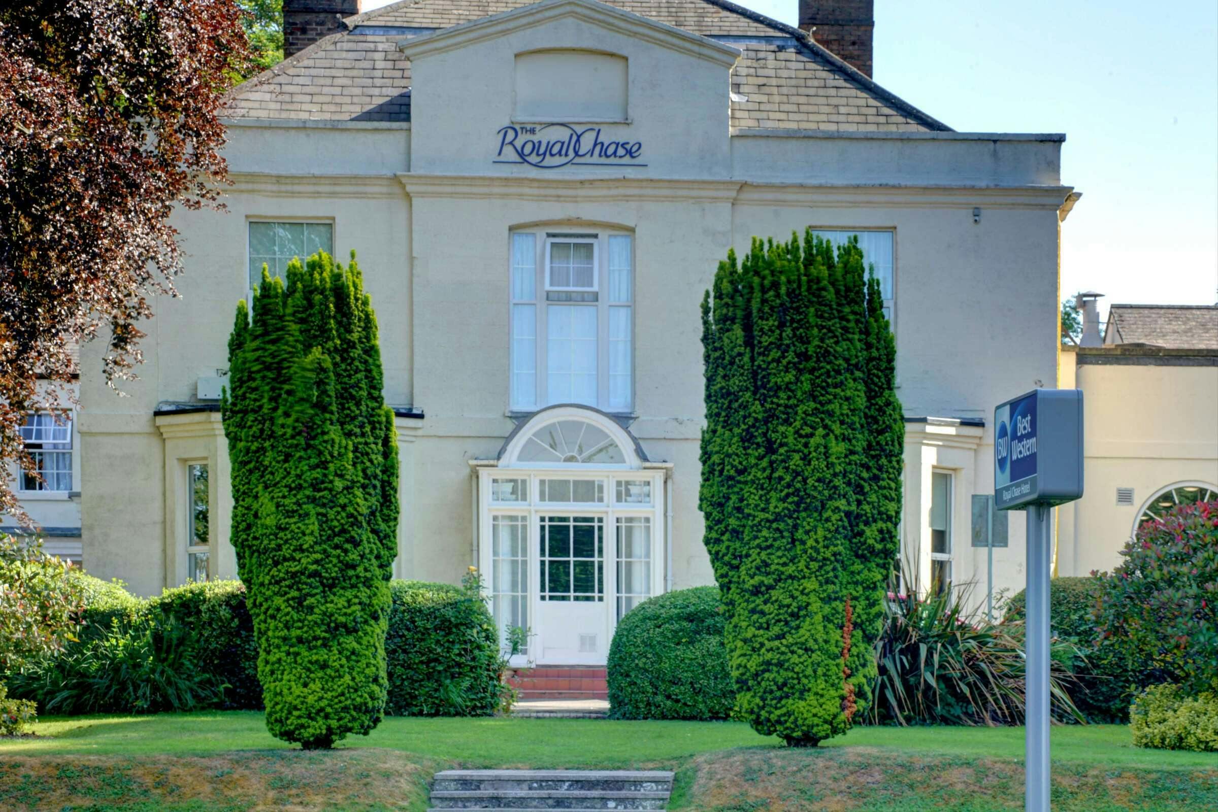 Hotel Best Western Shaftesbury The Royal Chase Hotel photo 1